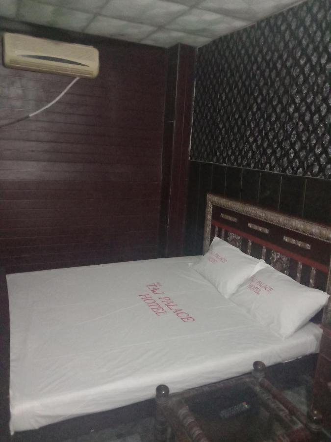 New Taj Palace Hotel Lahore Bagian luar foto
