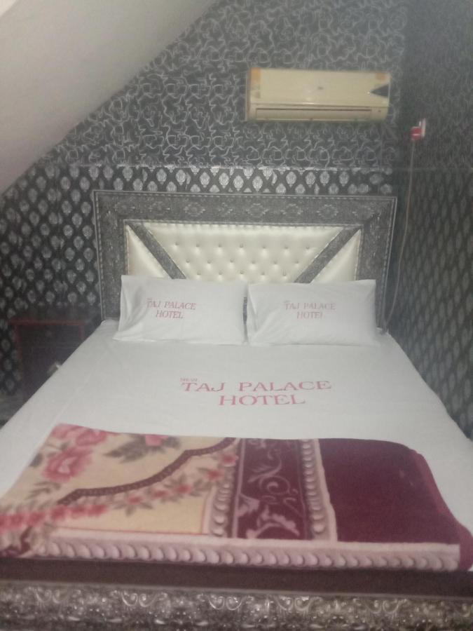 New Taj Palace Hotel Lahore Bagian luar foto